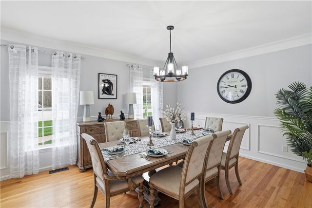 52 Hummingbird Lane, Cranston, RI 02921