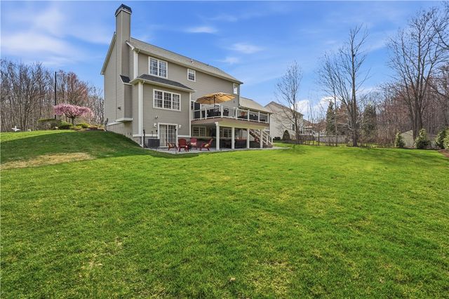 52 Hummingbird Lane, Cranston, RI 02921