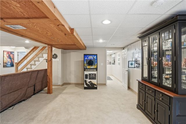 52 Hummingbird Lane, Cranston, RI 02921