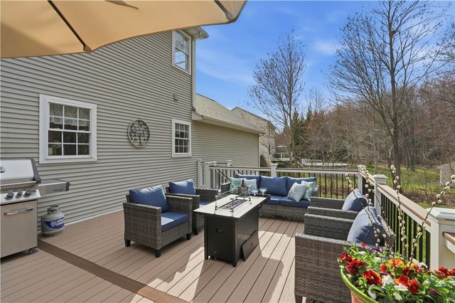 52 Hummingbird Lane, Cranston, RI 02921