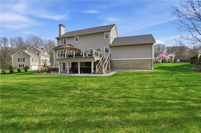 52 Hummingbird Lane, Cranston, RI 02921