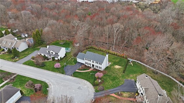 52 Hummingbird Lane, Cranston, RI 02921