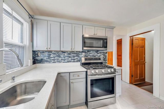 10946 174th Street, Jamaica, NY 11433