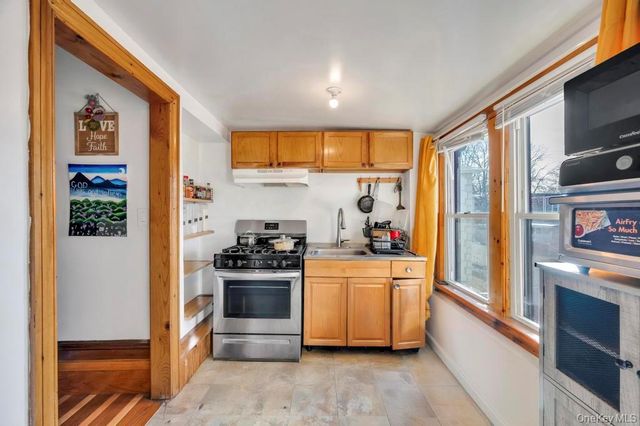 10946 174th Street, Jamaica, NY 11433