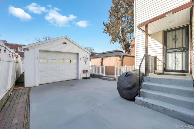 10946 174th Street, Jamaica, NY 11433