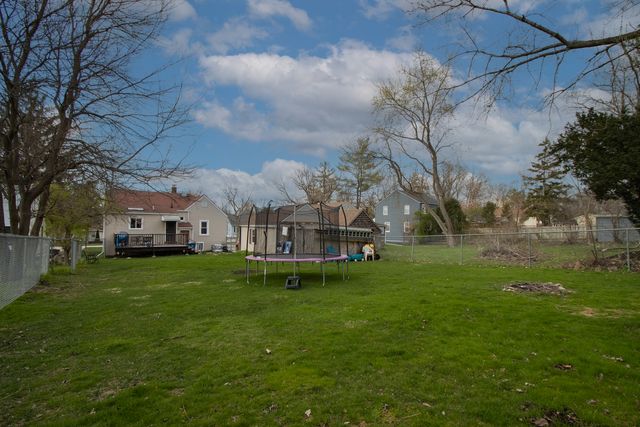 1953 WISCONSIN Avenue, Downers Grove, IL 60515