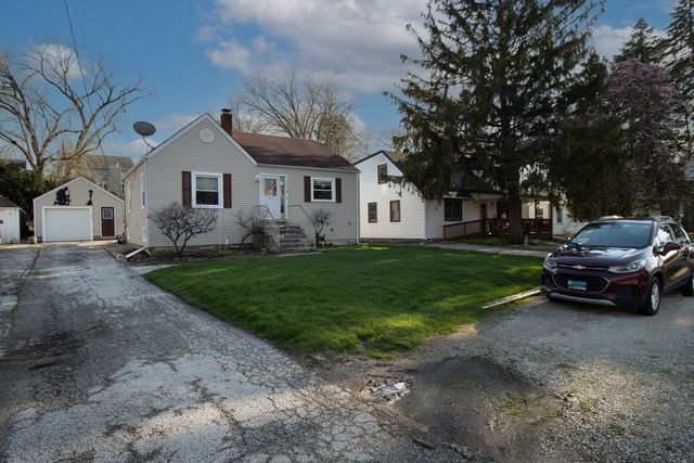 1953 WISCONSIN Avenue, Downers Grove, IL 60515