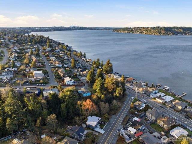 11027 84th Avenue S, Seattle, WA 98178