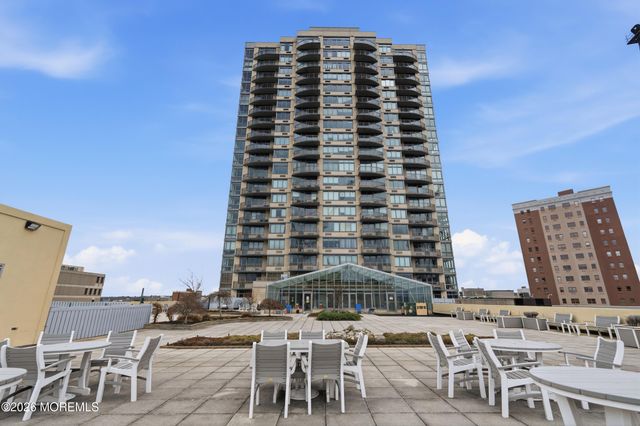 1 Spring Street 2104, New Brunswick, NJ 08901