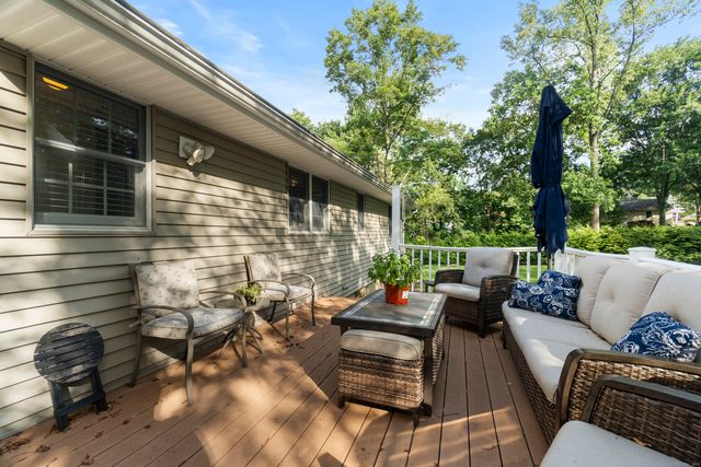23 Jodi Drive, Wallingford, CT 06492