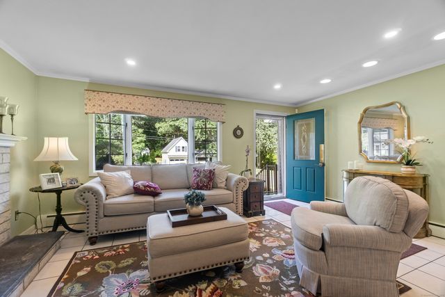 23 Jodi Drive, Wallingford, CT 06492