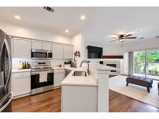 8358 S Independence Cir 105, Littleton, CO 80128