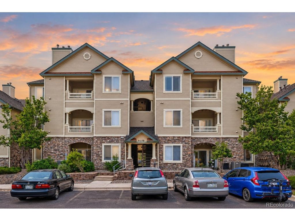 8358 S Independence Cir 105, Littleton, CO 80128