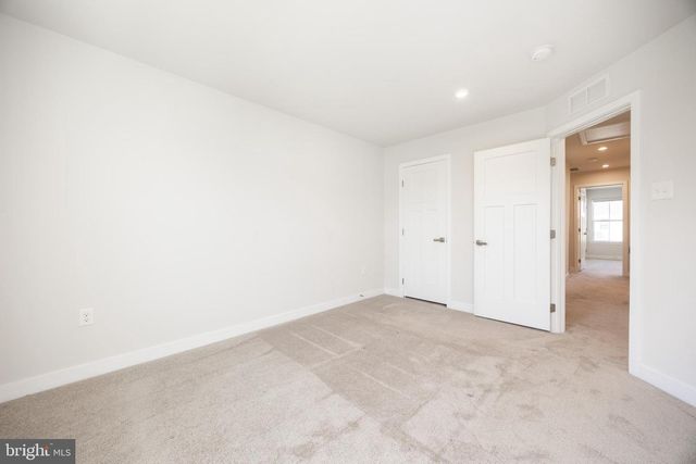 265 CHASE DR, Downingtown, PA 19335