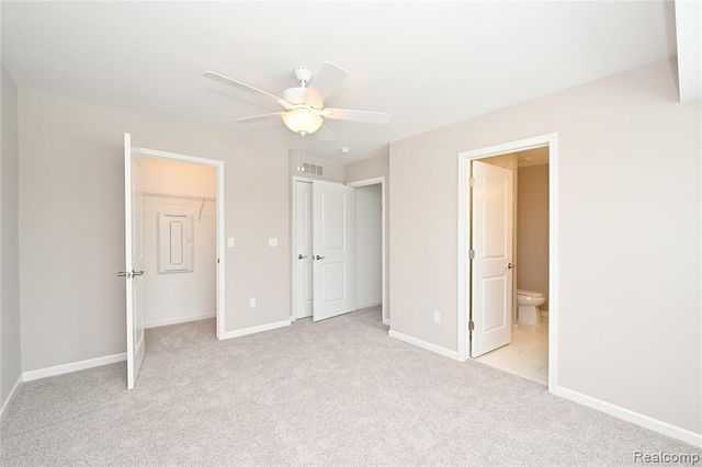 4861 Parkside Lane, Troy, MI 48085