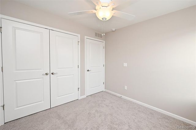 4861 Parkside Lane, Troy, MI 48085