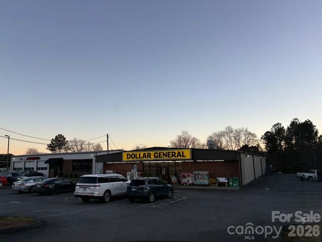 1848 E DIXON Boulevard, Shelby, NC 28152