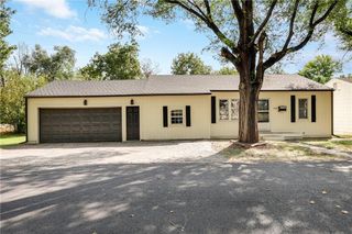510 SW 12 Street, Blue Springs, MO 64015