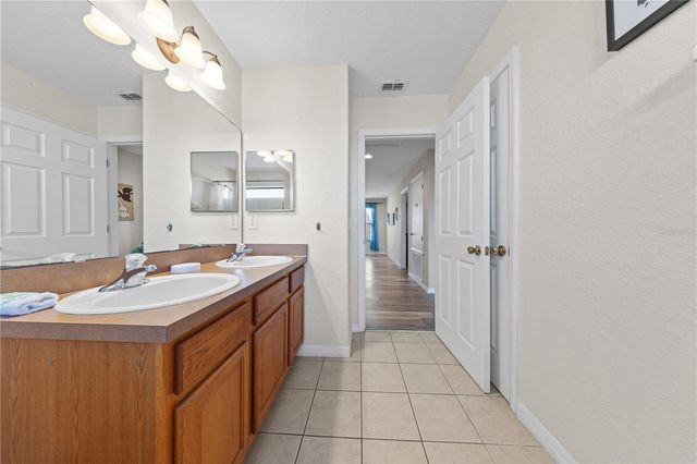 114 SUMMER PLACE LOOP, Clermont, FL 34714