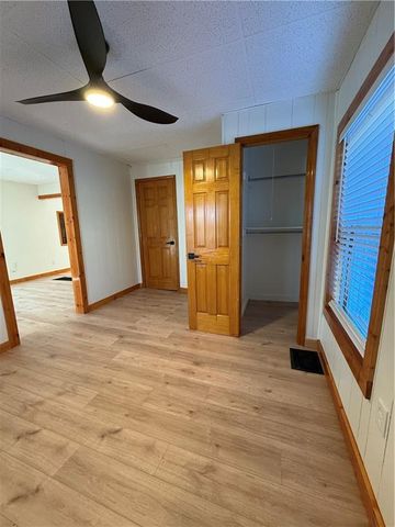 352 N 32nd Street, Kansas City, KS 66102