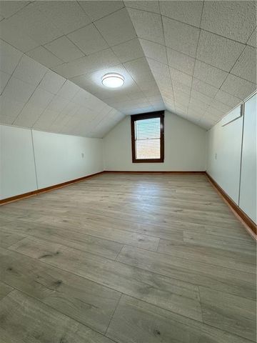 352 N 32nd Street, Kansas City, KS 66102