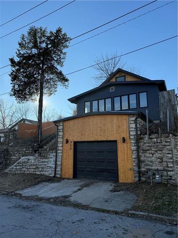352 N 32nd Street, Kansas City, KS 66102