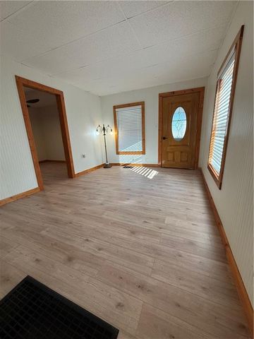 352 N 32nd Street, Kansas City, KS 66102