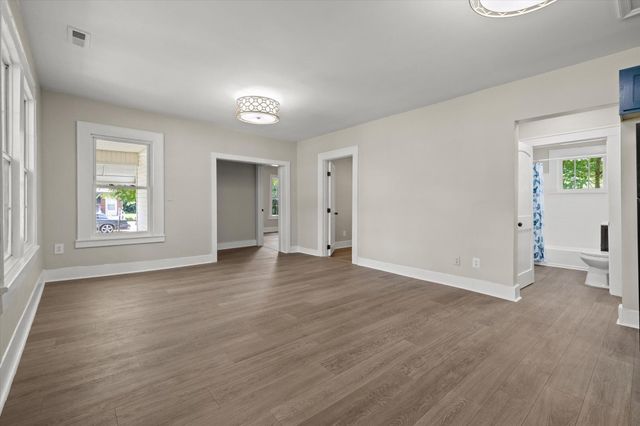 1009 N Hawthorne Street, Chattanooga, TN 37406