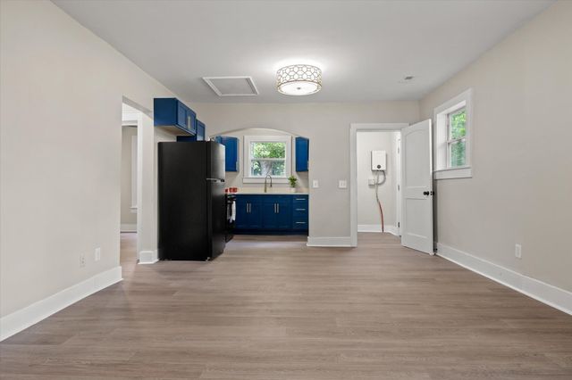 1009 N Hawthorne Street, Chattanooga, TN 37406