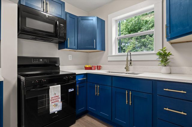 1009 N Hawthorne Street, Chattanooga, TN 37406