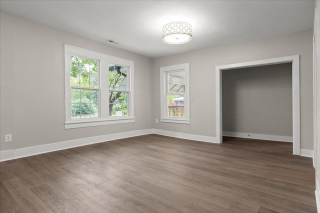 1009 N Hawthorne Street, Chattanooga, TN 37406