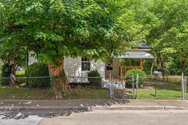 1009 N Hawthorne Street, Chattanooga, TN 37406