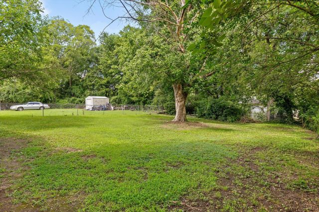 1009 N Hawthorne Street, Chattanooga, TN 37406