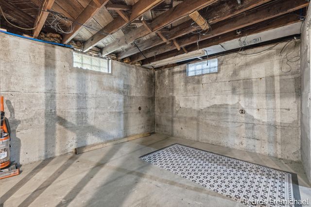 3372 Evert Street NW, Grand Rapids, MI 49534