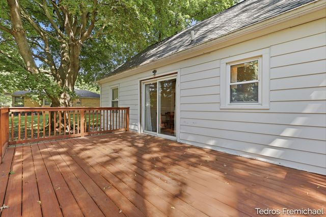 3372 Evert Street NW, Grand Rapids, MI 49534