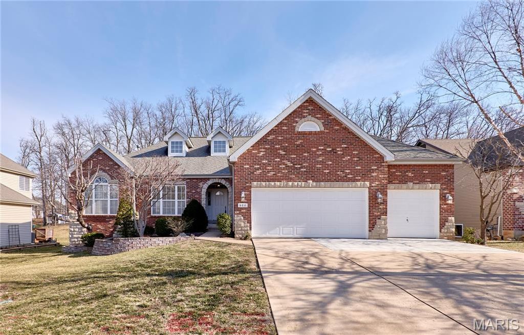 608 Geiser Brook Court, Lake St Louis, MO 63367
