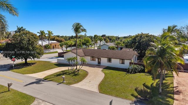 12900 SW 189th St, Miami, FL 33177