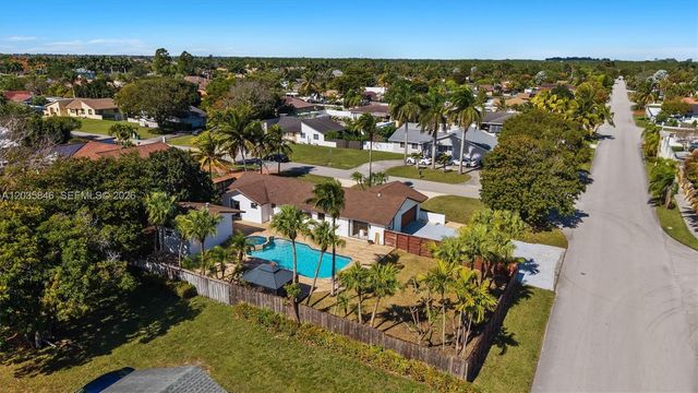12900 SW 189th St, Miami, FL 33177