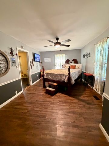 212 Dale Street, Rossville, GA 30741