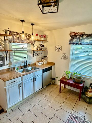 212 Dale Street, Rossville, GA 30741