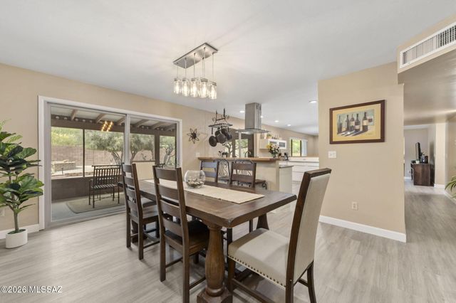 10685 E Oakwood Drive, Tucson, AZ 85749