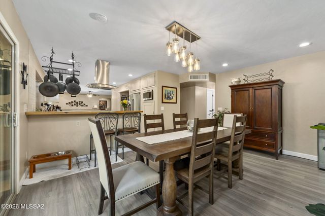 10685 E Oakwood Drive, Tucson, AZ 85749