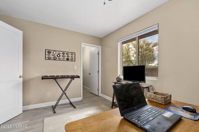 10685 E Oakwood Drive, Tucson, AZ 85749