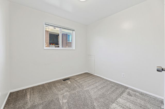 549 E STRINGHAM AVE, Salt Lake City, UT 84106