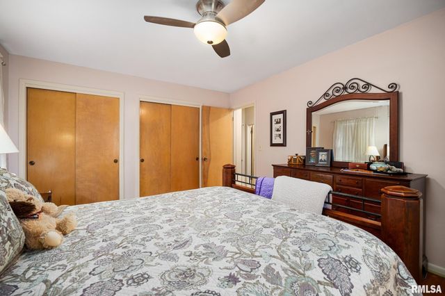 1702 W CHRISTINE Avenue, Peoria, IL 61614