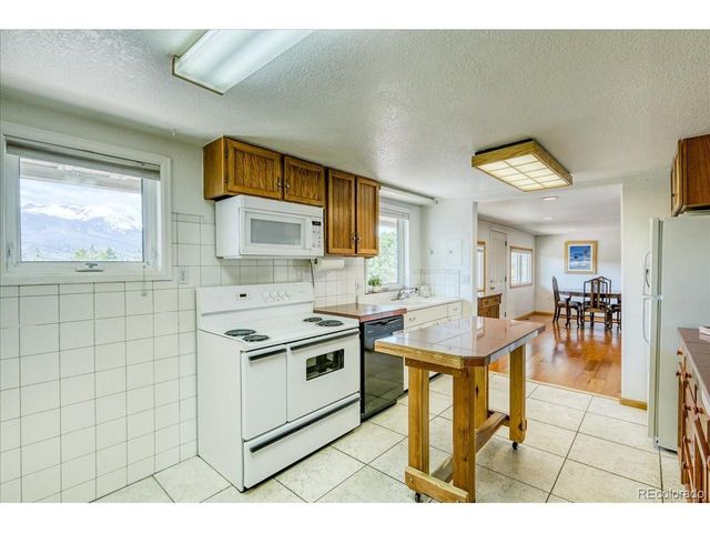 38 D Rd, Silverthorne, CO 80498