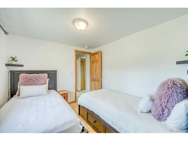 38 D Rd, Silverthorne, CO 80498