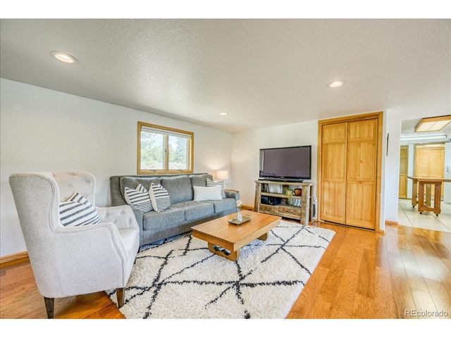 38 D Rd, Silverthorne, CO 80498
