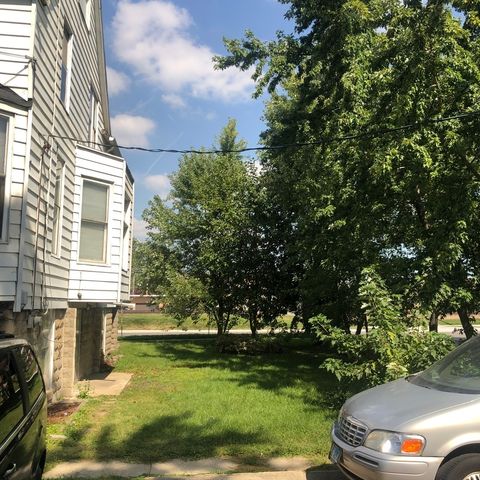 9003 Burlington Avenue, Brookfield, IL 60513
