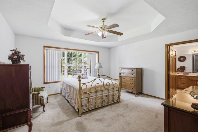 1611 E Barnes Street, Ozark, MO 65721